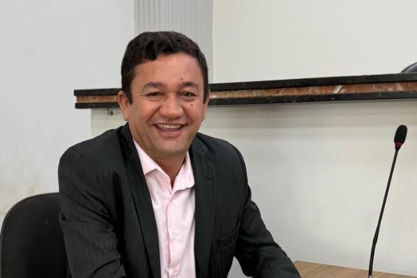 CÂMARA APROVA INDICAÇÃO PARA INSTALAÇÃO DE PLACA DE BOAS-VINDAS NO DISTRITO DE PEQUIÁ