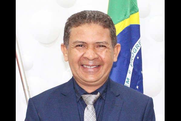 CÂMARA  APROVA REQUERIMENTO PARA REGULARIZAÇÃO FUNDIÁRIA NO BAIRRO FLÁVIO DINO