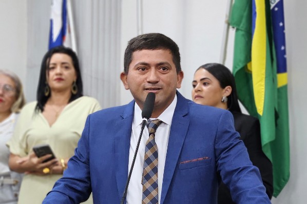 CÂMARA MUNICIPAL APROVA REQUERIMENTO PARA CONSTRUÇÃO DE PRAÇA NO ASSENTAMENTO FRANCISCO ROMÃO