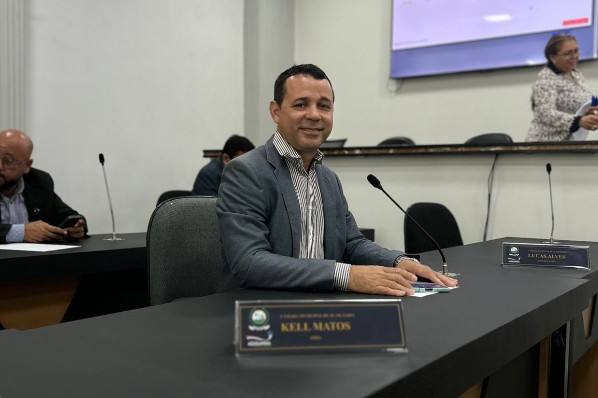 CÂMARA APROVA REFORMA DA QUADRA DA ESCOLA MARIA DO CARMO