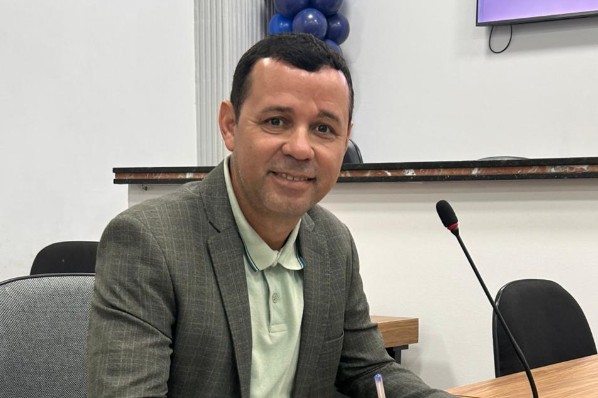 CÂMARA APROVA REQUERIMENTO PARA  CONSTRUÇÃO DE BANHEIROS PÚBLICOS NA ARENA CULTURAL